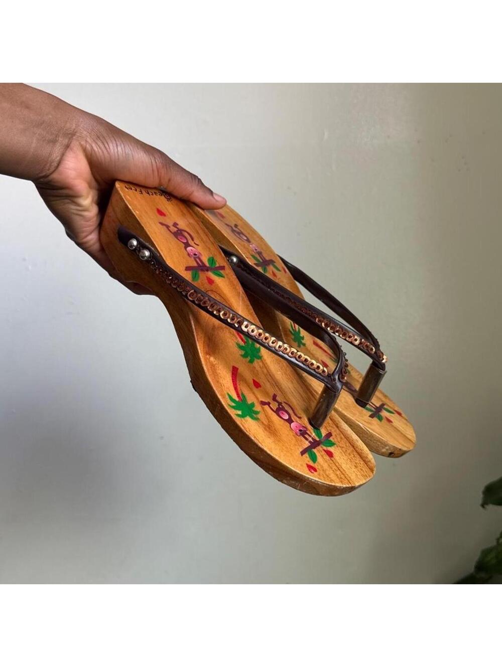 Vintage Y2K Beach Feet Hand Painted Wooden Platform Sandals US 9